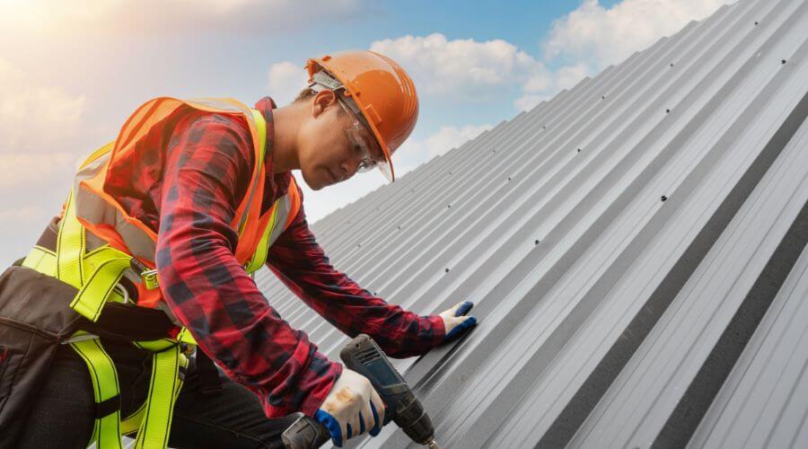 Expert tile roof repair services in East Leroy, MI